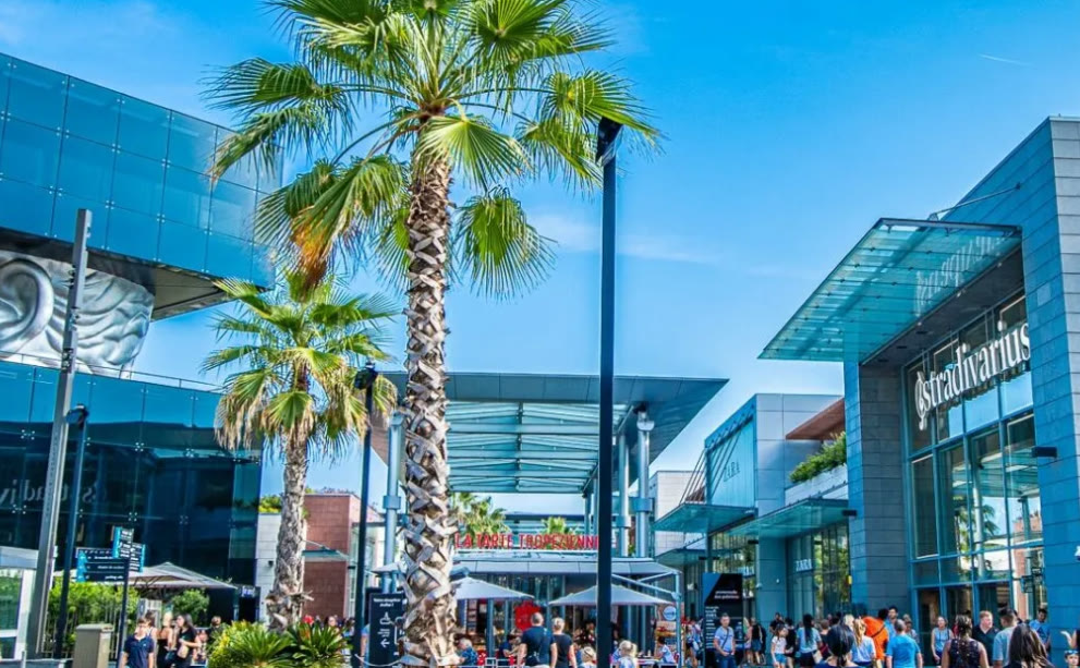 Frey open-air shopping center